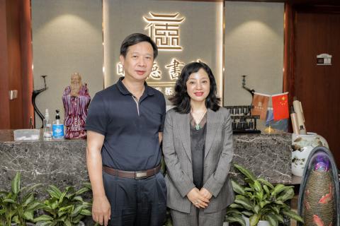 罗湖区委统战部副部长、工商联党组书记叶志伟一行到旺财28调研